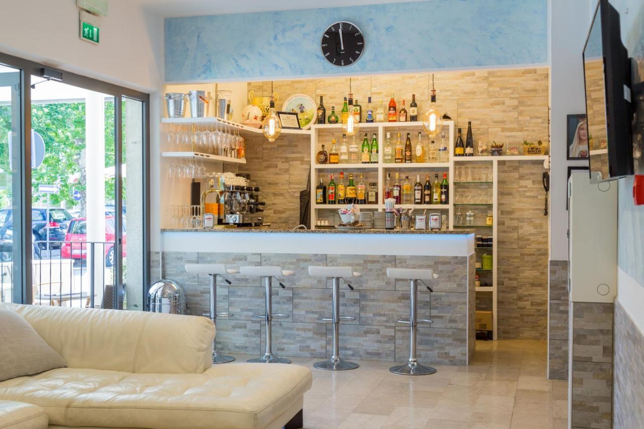 Hotel Maris Stella Riccione Exterior foto